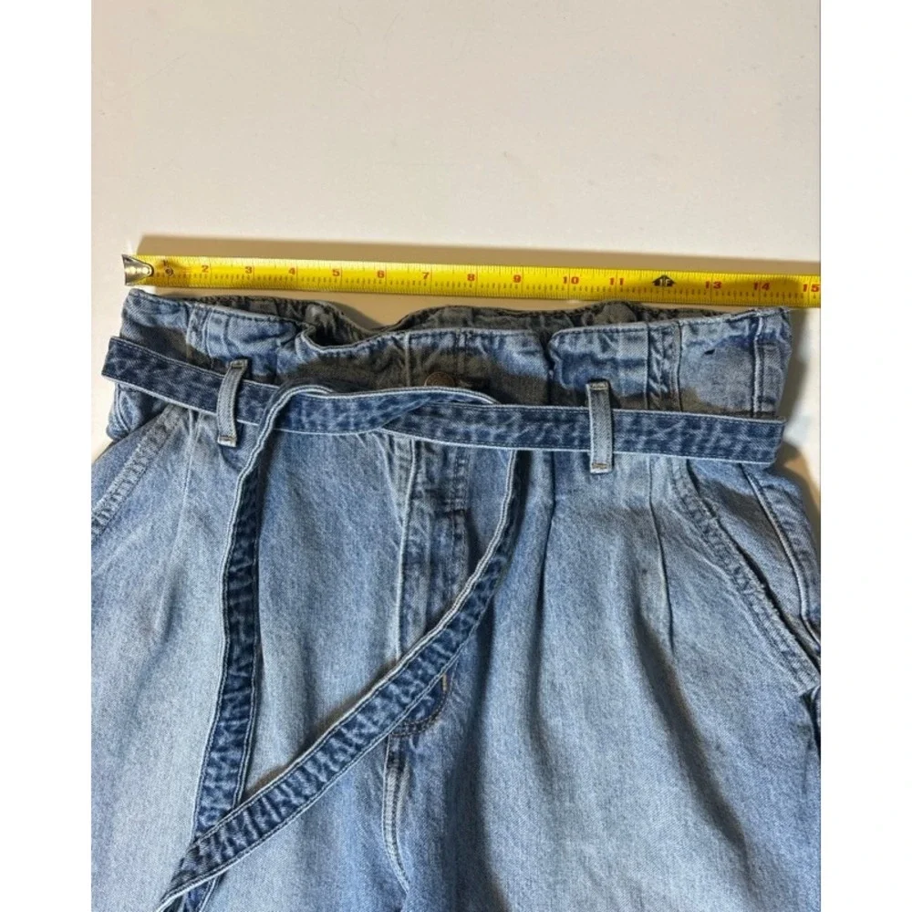 Abercrombie & Fitch Paperbag Mom Jeans Light Wash Pleated Tie Waist 29 8R